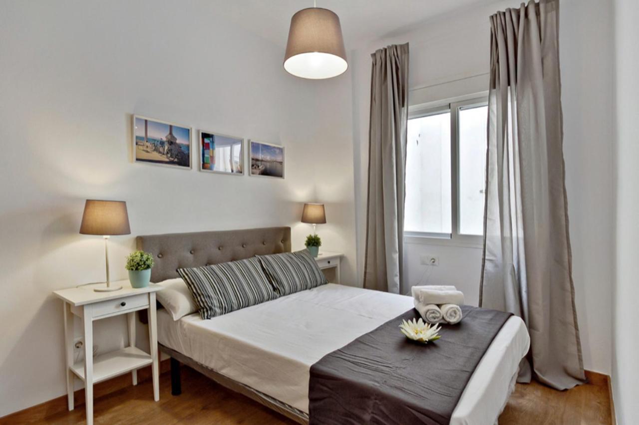 Апартаменты Del Parque Flats - Ollerias 3 Малага Экстерьер фото