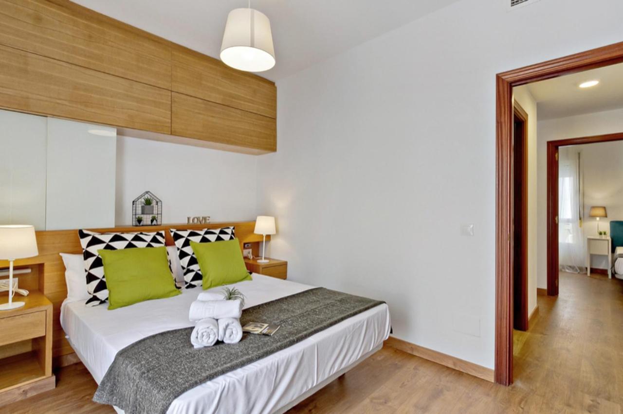 Апартаменты Del Parque Flats - Ollerias 3 Малага Экстерьер фото